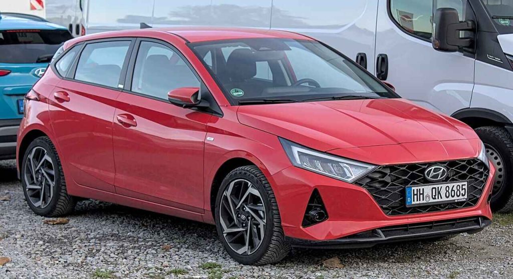 Hyundai i20 – Practical Pick Among the Best Cars for First-Time Buyers