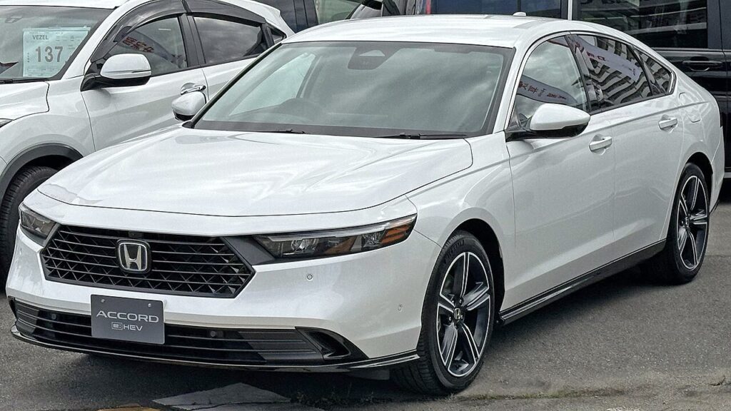 An Image of White Honda Accord e hev for the article best Honda Car 2025 