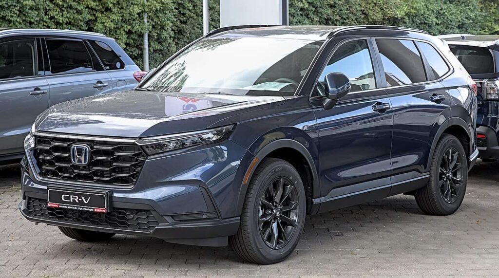 an image of Honda CRV for best car for couple planning a family.