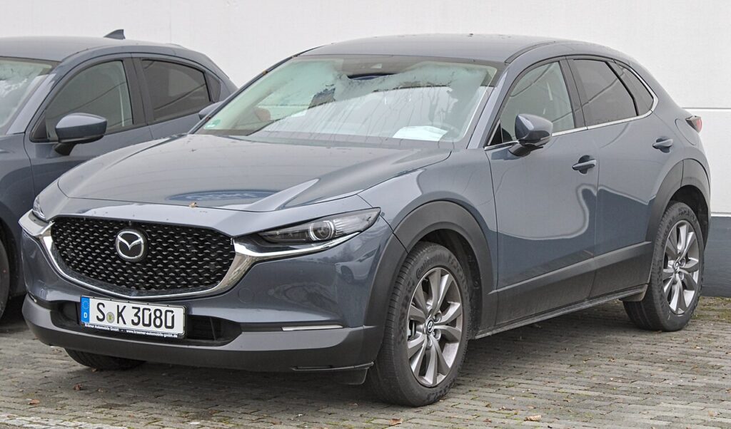 An image of grey Mazda Cx5 best car for couple in Australia