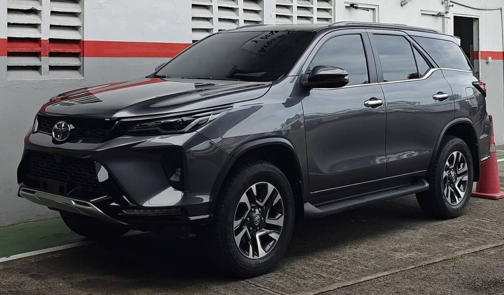 Toyota Fortuner – Most Comfortable SUV with Off-Road Strength and Long-Term Value
