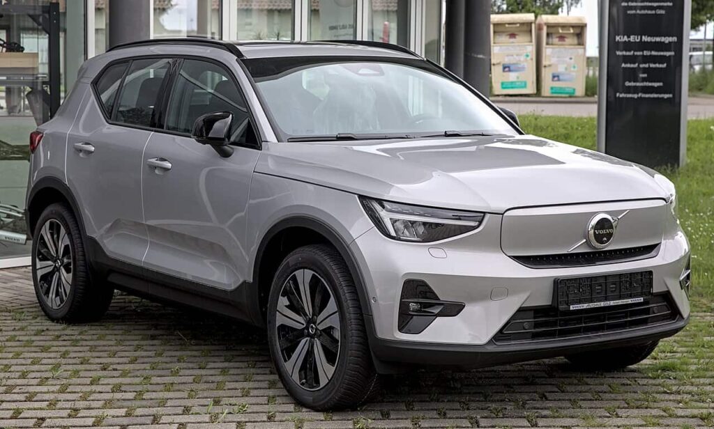 Volvo XC40 Recharge T5 Plug-In Hybrid – Best Safe and Stylish Hybrid Small SUV in Australia