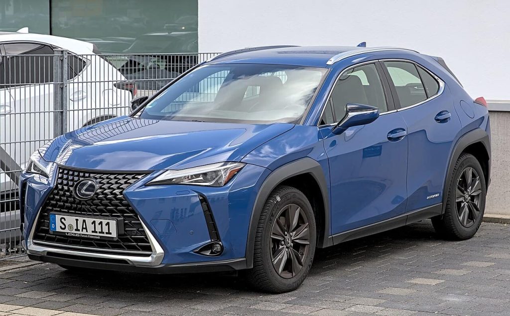 Lexus UX – A Small Size Best Luxury SUV for Urban Driving (2020–2026)