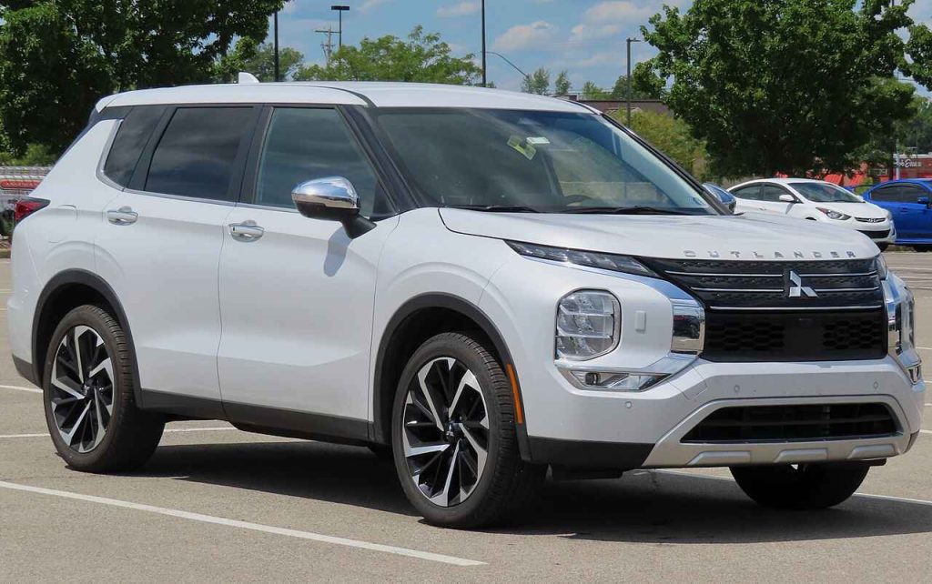 Mitsubishi Outlander best suv under 40k 