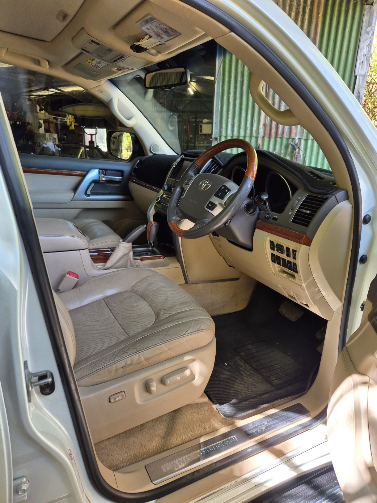 2013 Toyota Landcruiser