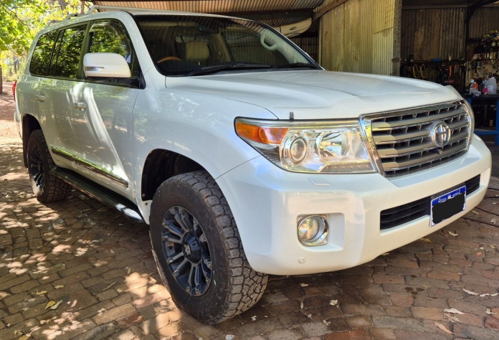 2013 Toyota Landcruiser