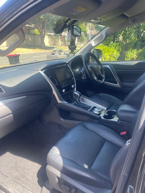 2020 Mitsubishi Pajero