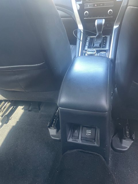 2020 Mitsubishi Pajero