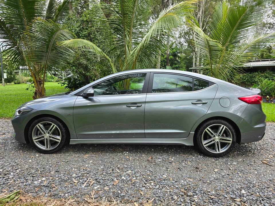 2018 Hyundai Elantra