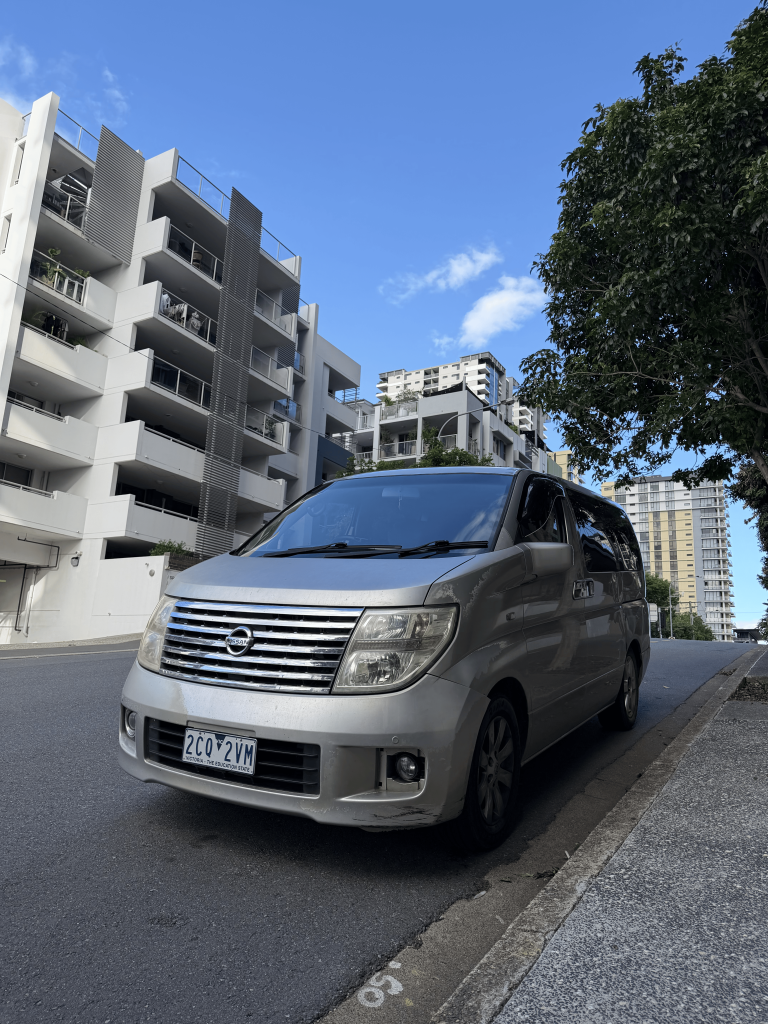 2003 Nissan Elgrand