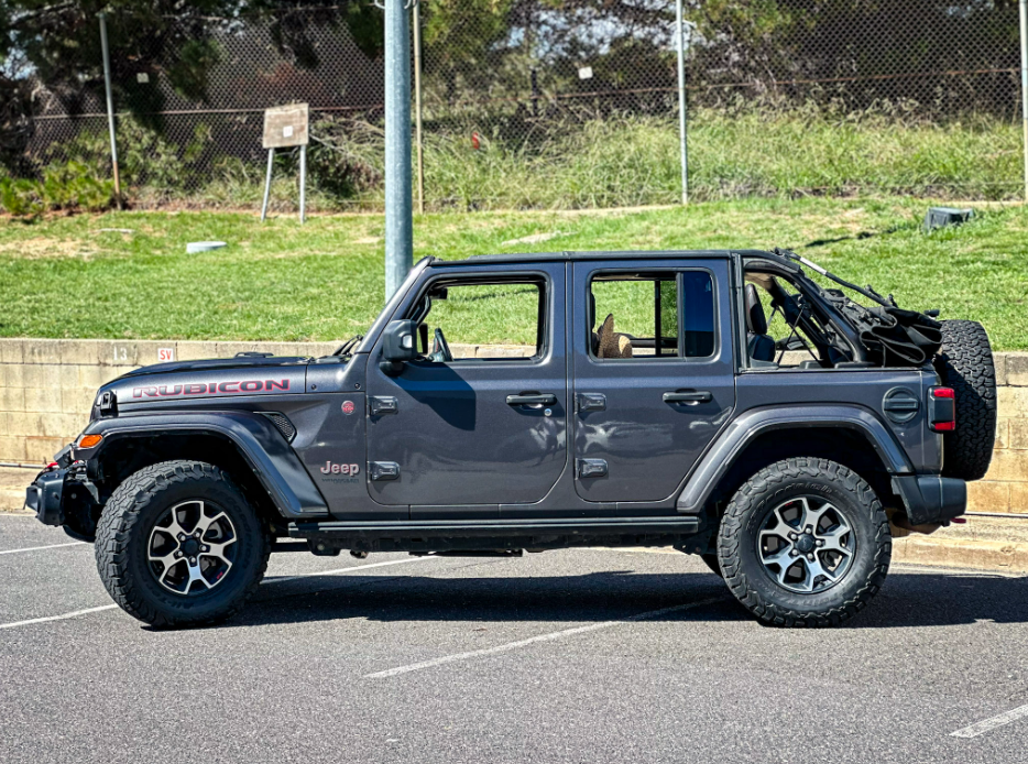 2020 Jeep Wrangler Rubicon 4WD Hard top and Soft top