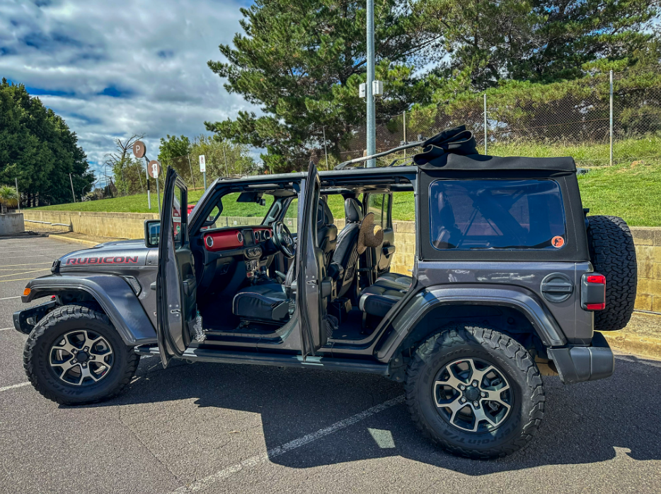 2020 Jeep Wrangler Rubicon 4WD Hard top and Soft top